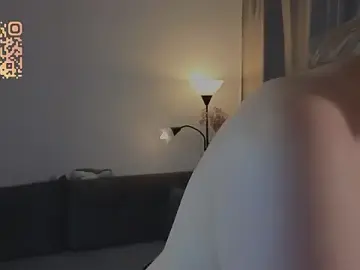 Stripchat Live Sex Cam of _JessieVibes