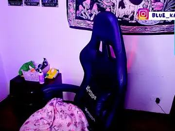 Stripchat Watch Live Sex Cams of blue_katt