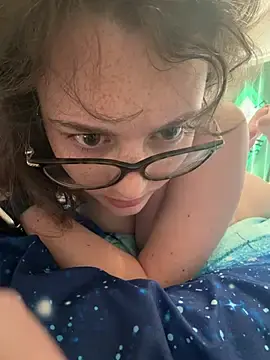 Stripchat Adult Webcam of julia4thewin