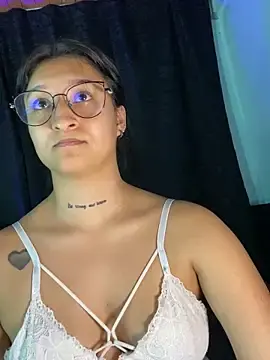 Stripchat Free Porn Cam of EVAH_LEE_