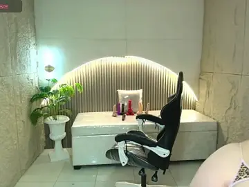 Stripchat Adult Webcams of Melody_Clum_R