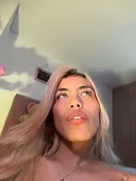 Stripchat Sex Cam of soffia_7