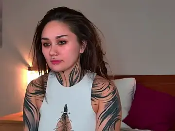 Stripchat Sex Cam of KarenHotFlirt