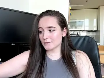 Stripchat Watch Live Sex Cams of Emilly_Cart