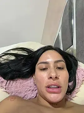 Stripchat Live Porn of MoraFit_