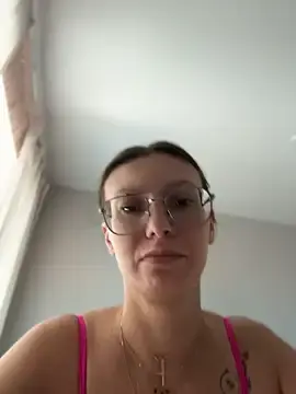 Stripchat Live Porn of Fiona_12