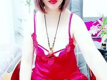 Stripchat Live Sex Cam of Miu-Le