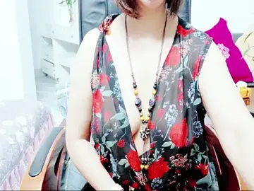 Stripchat Adult Webcam of Miu-Le