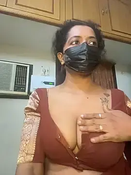 Stripchat Free Porn Cam of TeddyLover5