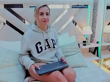 Stripchat Best live sex cam show of Samanta_Vanegas