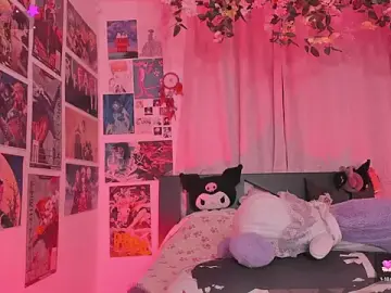Stripchat Live Sex of MissCurvyTop