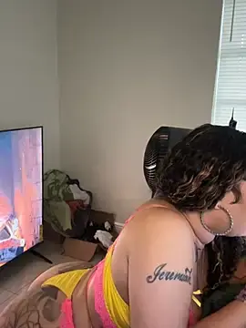Stripchat Live Sex Cam of RenaThickAss