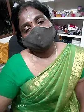 Stripchat Live Porn of Tamil_Kavitha10
