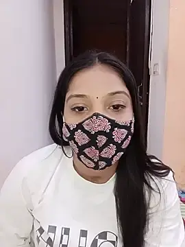 Stripchat Sex Cam of Cute_Rakhi8