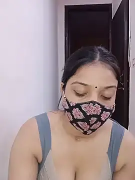 Stripchat Sex Cam of Cute_Rakhi8