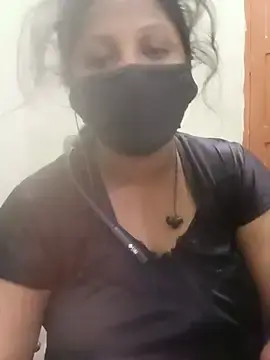 Stripchat Sex Cam of tamilkaviya431