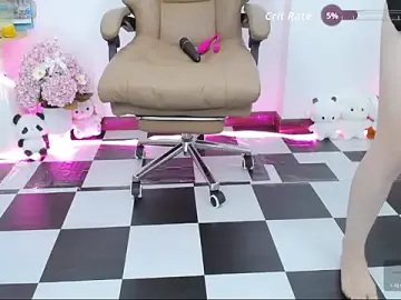 Stripchat Live Sex Cam of Qi_Chan