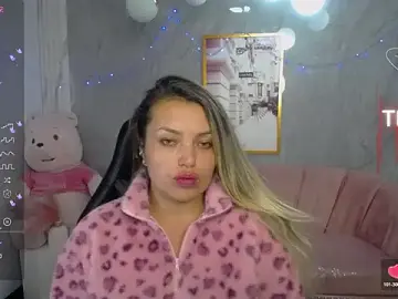 Stripchat Free Porn Cam of AriaRose_ch