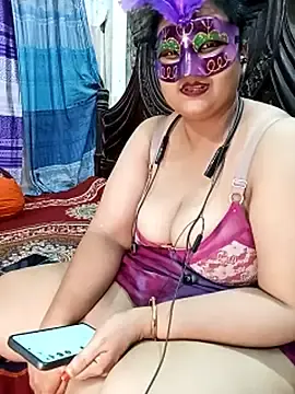 Stripchat Sex Cam of Tanisha-Chy