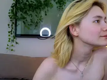 Stripchat Live Porn of Emily_Miu