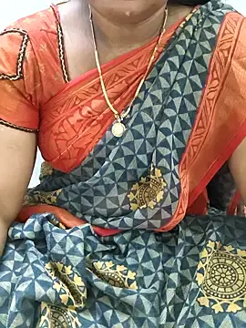 Stripchat Adult Webcams of MaaliiiPonuTamil