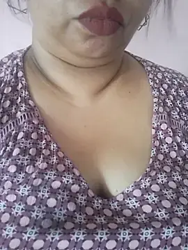 Stripchat Live Porn of Ravina_patil1