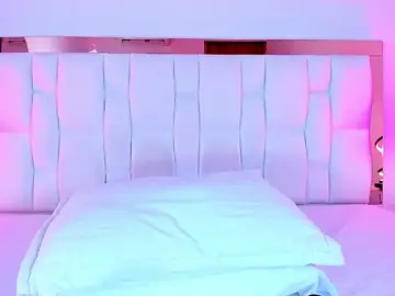 Stripchat Best live sex cam show of CamilleJuicy_