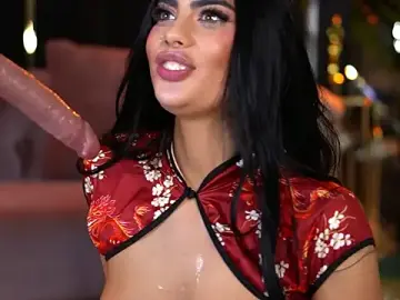 Stripchat Adult Webcam of RavennaDArcy