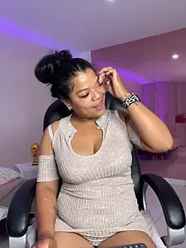 Stripchat Watch Live Sex Cams of MorenaTemptressX