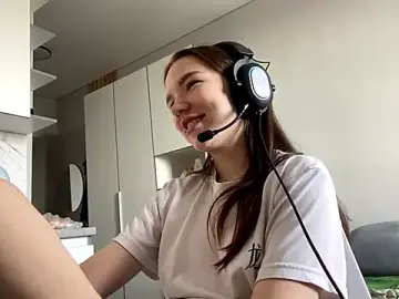 Stripchat Free Porn Cam of FewerCadre