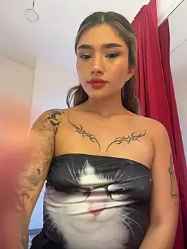 Stripchat Live Sex Cam of Arianavillada