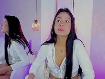 Stripchat Free Porn Cam of Gaby_Moonn