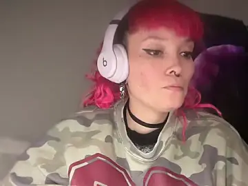 Stripchat Sex Cam of FRRANNKIE