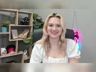 Xlovecam Adult Webcams of SweetLilyy