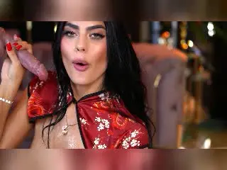 Xlovecam Nude Webcam of RavennaDarcy