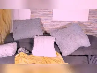 Xlovecam Sex Chat of MollyGoldenn
