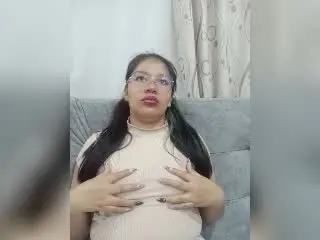 Xlovecam Adult Webcams of Novarose