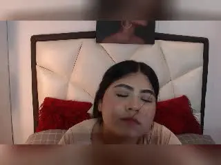 Xlovecam Live Sex Cam of AriianaMills