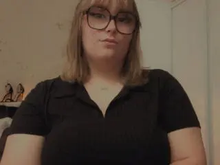 Xlovecam Adult Webcams of ElvinnaLaFrancaise