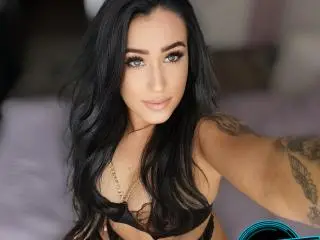 Xlovecam Live Sex Cam of LovelyMichellex69