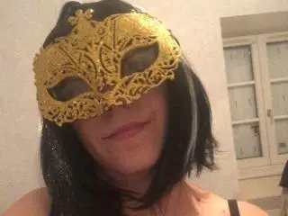 Xlovecam Best Webcam of BlondinetteAnn