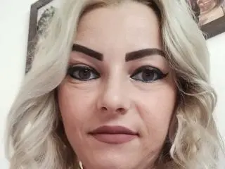 Xlovecam Watch Live Sex Cams of KatyDirty