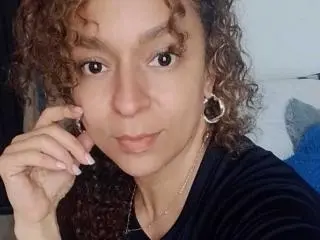 Xlovecam Live Sex of Angelonix