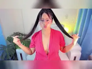 Xlovecam Live Sex of SofiiaThooner