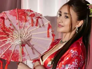 Xlovecam Live Sex of GoldenHear
