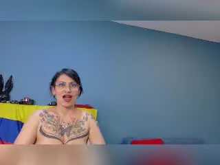 Xlovecam Live Sex of DonnaJones