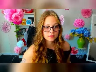 Xlovecam Adult Webcam of KarKutie