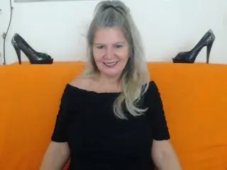 Xlovecam Watch Live Sex Cams of AdamaXbella