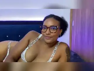 Xlovecam Adult Video Chat of RoldanStefy