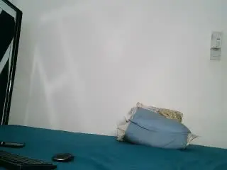 Xlovecam Watch Live Sex Cams of BlueBreeze